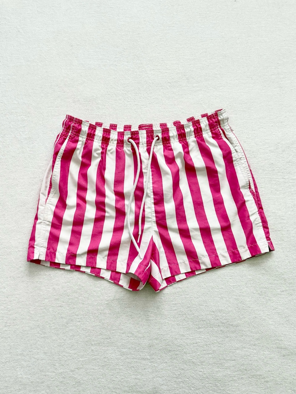 H&M Men’s Pink & White Stripe Drawstring Swim Trunks Size M